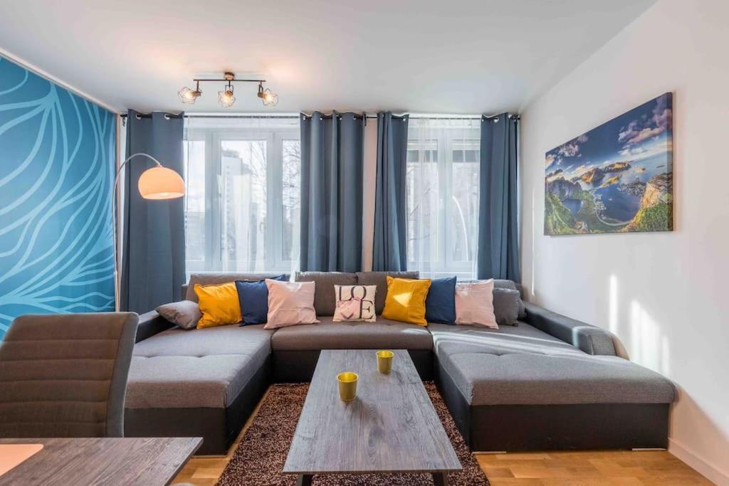 Big 7Rms City Central Loft, 1Alocation 柏林 外观 照片