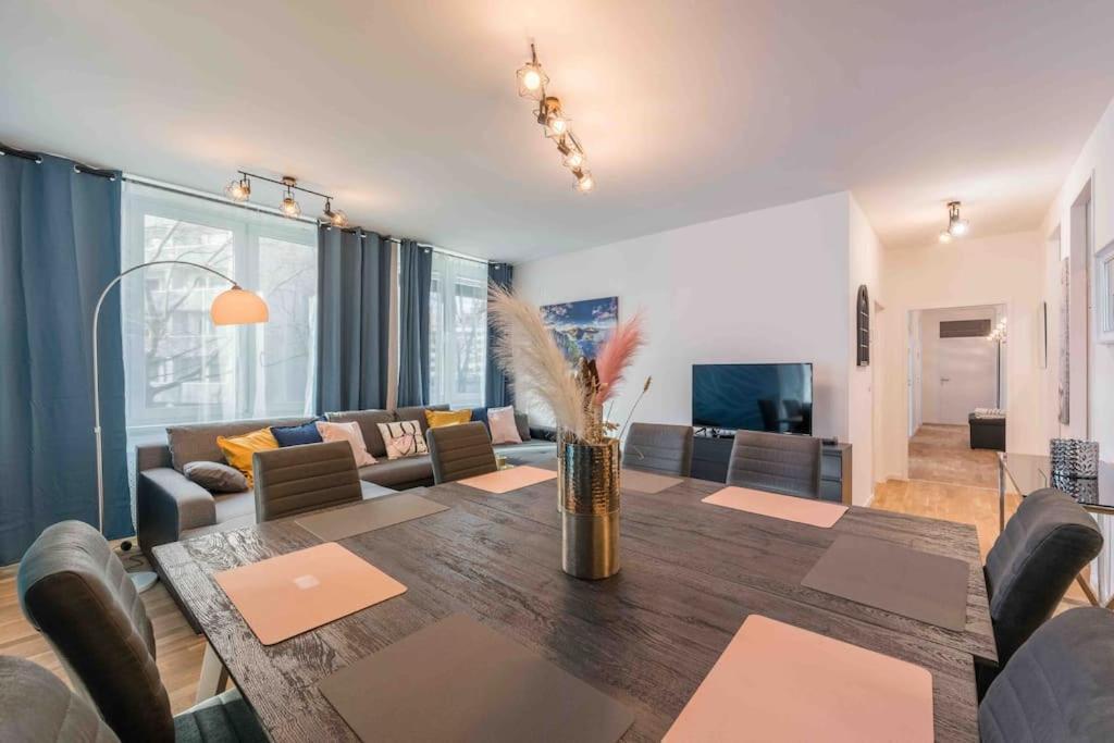Big 7Rms City Central Loft, 1Alocation 柏林 外观 照片