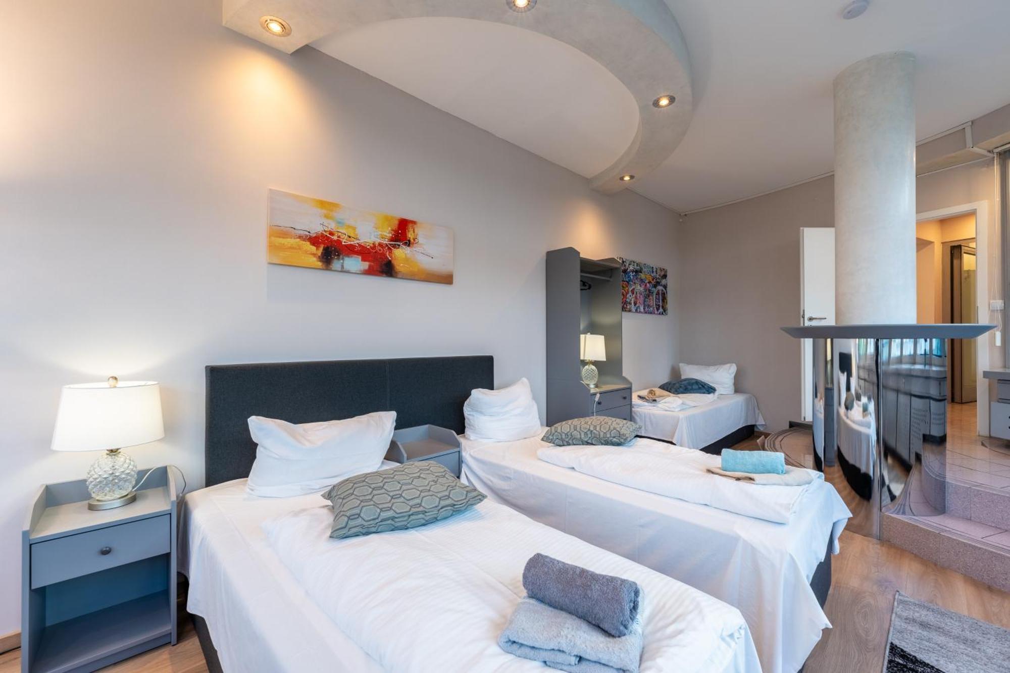 Big 7Rms City Central Loft, 1Alocation 柏林 外观 照片